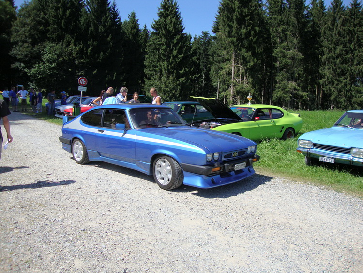 Tolle Atmosphre am kleinen Treffen
Great atmosphere at the small meeting
Superbe ambiance lors de la petite runion
